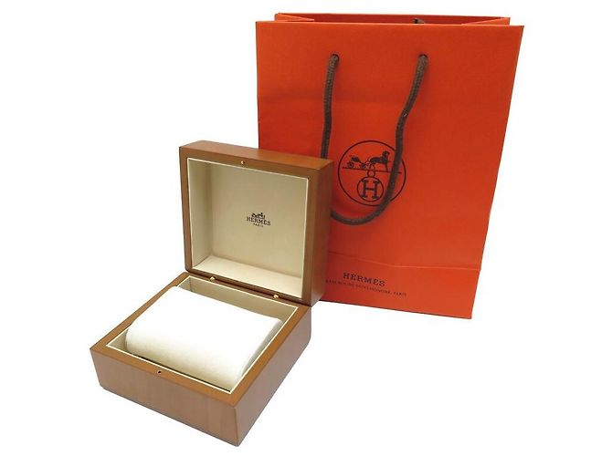 Hermès CAJA RELOJ HERMES CAPO MADERA COD ARCEAU HOUR H + BOLSA CAJA RELOJ MADERA Castaño