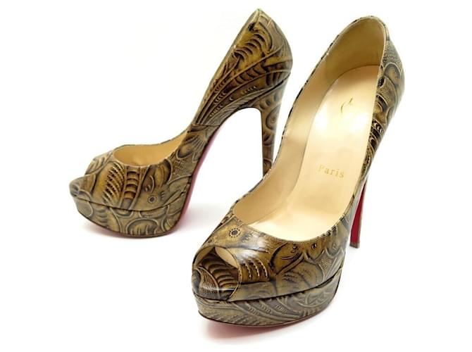 CHRISTIAN LOUBOUTIN LADY PEEP SHOES 38.5 GOLDEN ENGRAVED LEATHER PUMPS  ref.329831