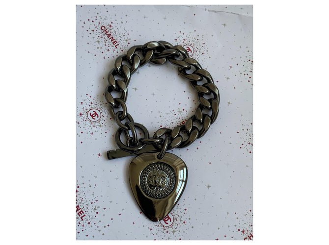 Chanel Armbänder Anthrazitgrau Metall  ref.330150
