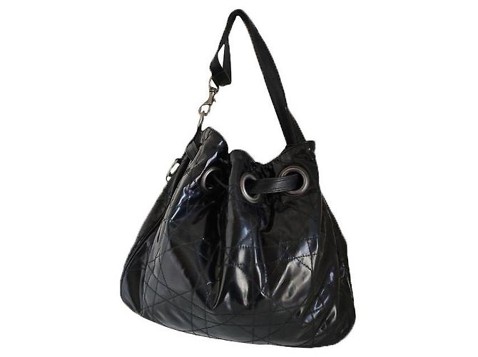 Christian Dior Sacola acolchoada de couro envernizado Preto