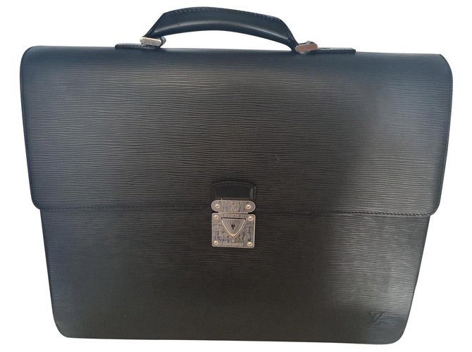 Louis Vuitton Robusto satchel Black Leather ref.330223 - Joli Closet