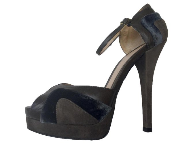Fendi peep toe pumps with ankle strap Taupe Suede Leather Velvet  ref.330308