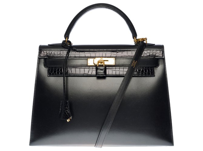 Hermès Excepcional bolso Hermes Kelly 32 correa de hombro de piel negra, adornos de metal personalizados en tono dorado con cocodrilo poroso negro Cuero  ref.330334