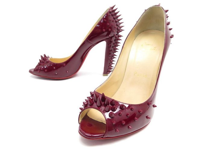 CHRISTIAN LOUBOUTIN SHOES SPIKE PUMPS 37 burgundy patent leather Dark red  ref.330662