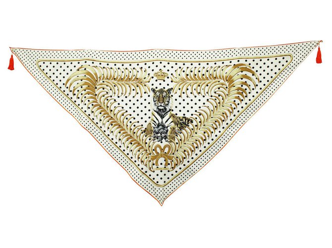 Hermès Lenço de Seda Triângulo Multicor  ref.330723