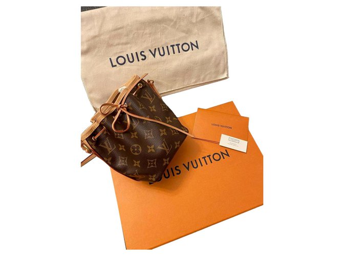 Noe Louis Vuitton Nano Noé Cuir Marron Bijouterie dorée  ref.330835