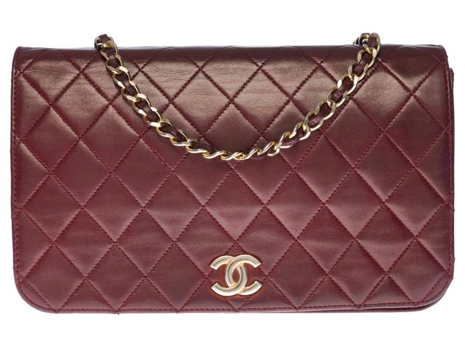 Timeless Precioso bolso Chanel Classic Full Flap en piel de cordero acolchada burdeos, guarnición en métal doré Cuero  ref.332799