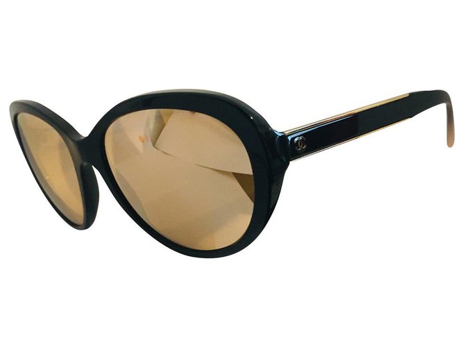 Chanel Oculos escuros Dourado Acetato  ref.332810