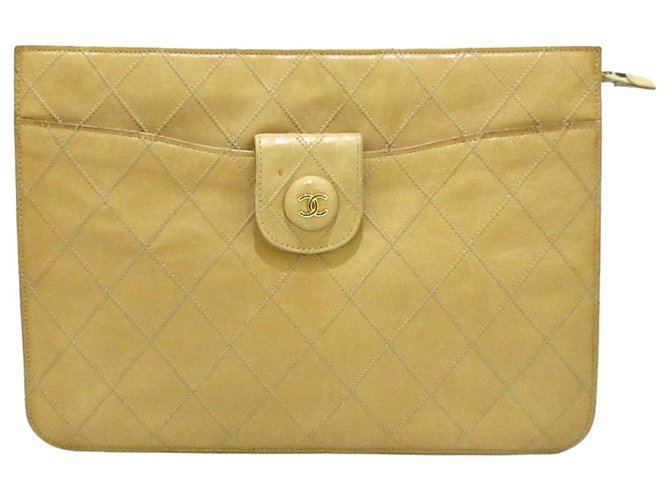 Chanel clutch bag Beige Leather  ref.333224