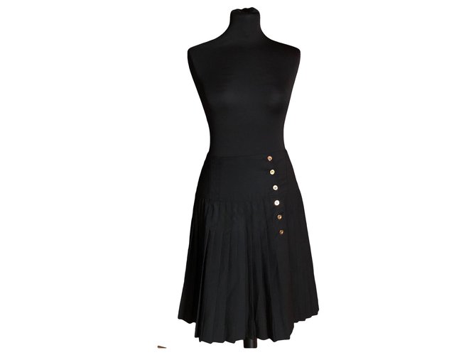 Chanel Skirts Black Cotton  ref.333289