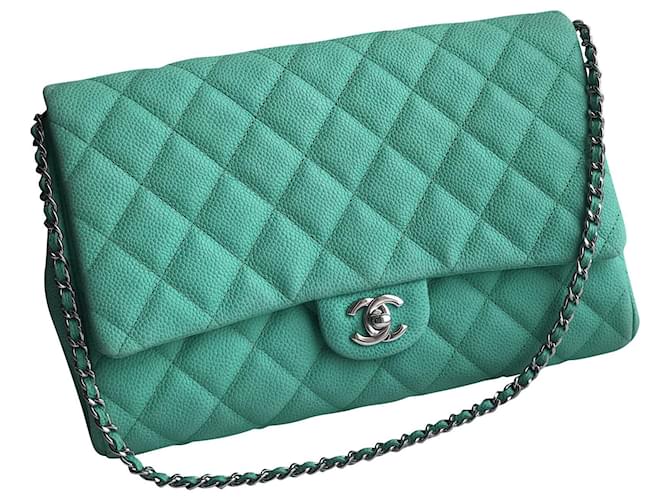 Chanel Timeless Flap Bag Green Light green Leather  ref.333292