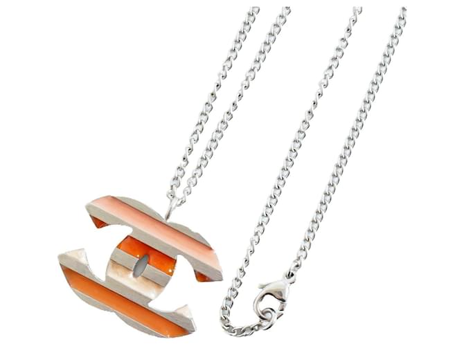 Chanel necklace Orange Metal  ref.333382
