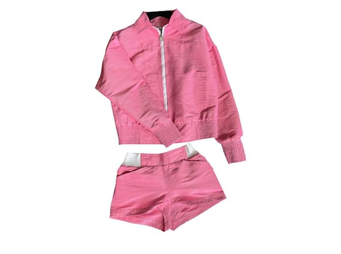 Chanel Charmig CC-Anzug Pink Leinwand  ref.333420