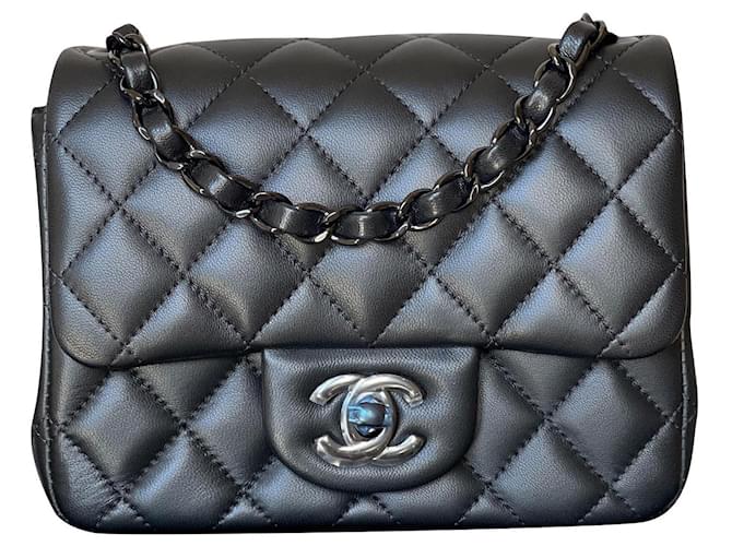 Timeless Chanel Classic Quilted So Black Lambskin Square Mini Flap Leather  Ref.333667 - Joli Closet