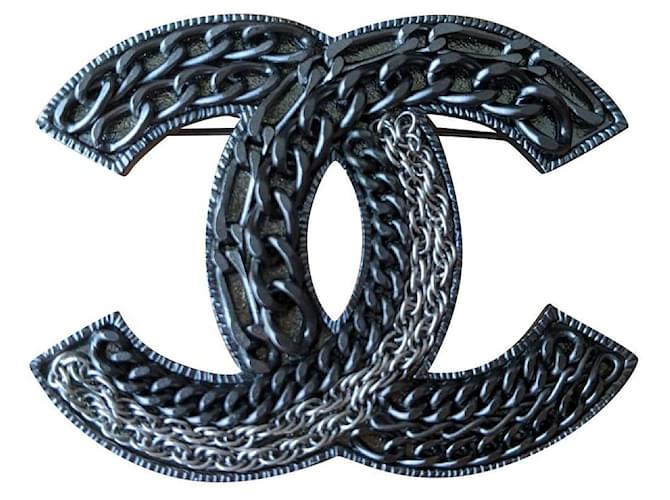 Chanel CC 10A Chain Brooch in Ruthenium Black Metal  ref.333729