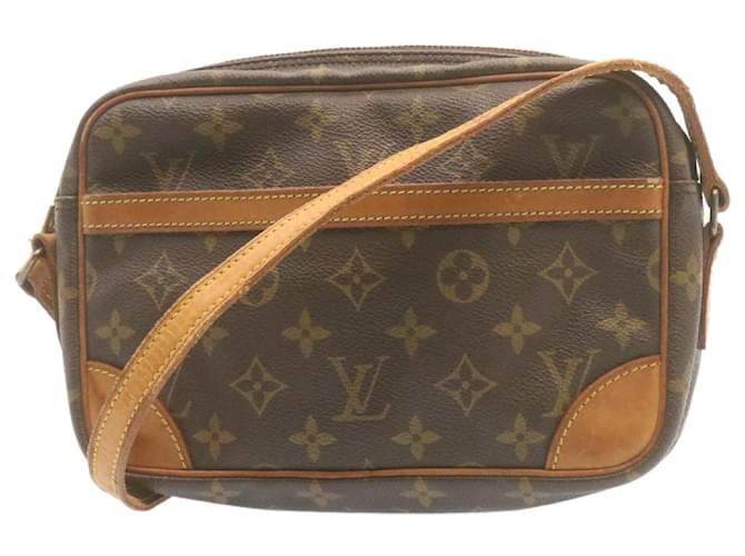 Louis-Vuitton-Monogram-Trocadero-23-Shoulder-Bag-M51276