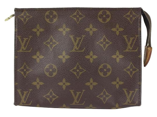 Louis Vuitton Monogram Toiletry Pouch 19 Poche Toilette Make Up