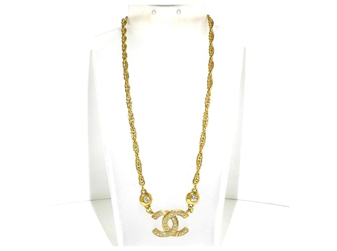 CHANEL Vintage Pearl Necklace Gold  REAWAKE