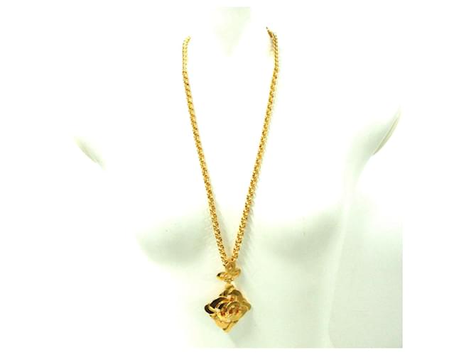 Chanel necklace Golden Metal  ref.339037