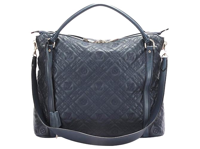 Louis VUITTON Monogram Lambskin Antheia Ixia mm Grey, Very Good