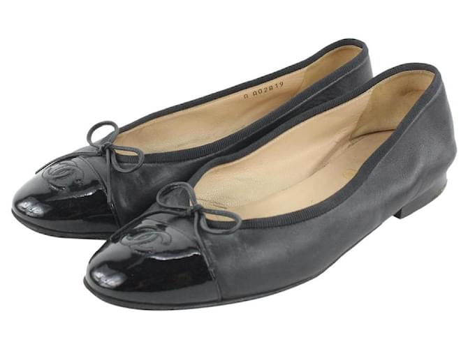 Chanel Black Leather Patent Cap Toe Ballerina Ballet Flats