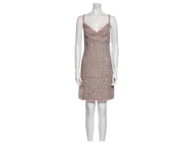 Chanel NOVO vestido de tweed Multicor  ref.340312