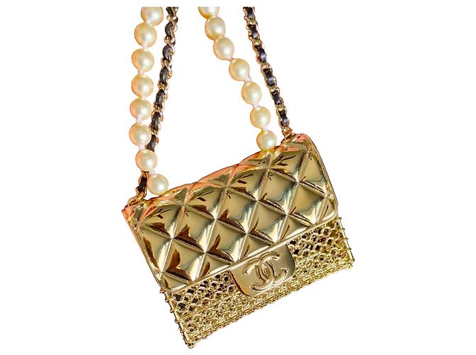 Chanel Mini Halskette Gold Metall Perle und Lammleder Gold hardware