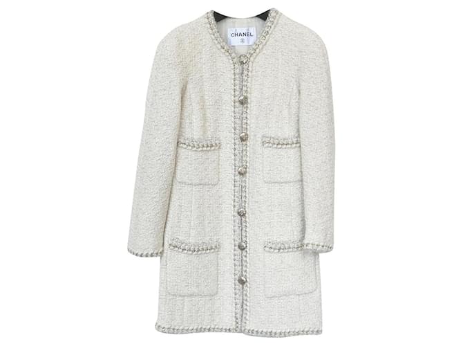 Chanel 8,2Jaqueta de tweed com acabamento de corrente K $ Cru  ref.340610