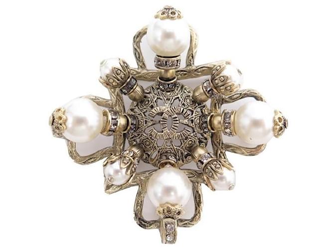 Outras joias NEW CHANEL A BROOCH35132 OURO METAL PEARL CROSS + PEARLS BROOCH BOX Dourado  ref.340657