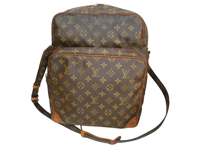 Borsa a tracolla Louis Vuitton Nile Messenger GM