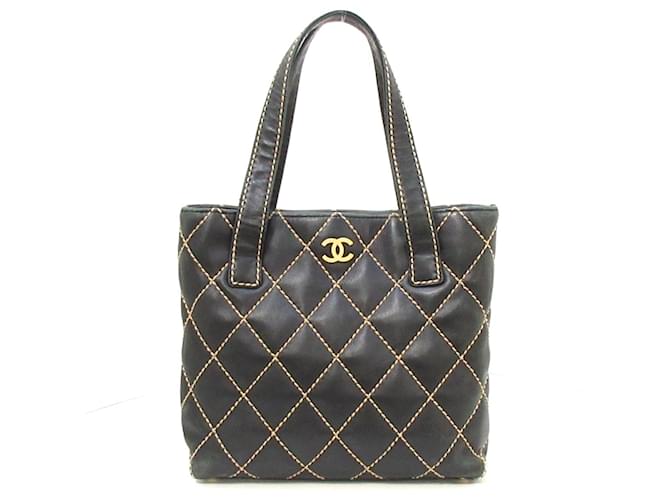 Chanel-Einkaufstasche Schwarz Leder  ref.341789