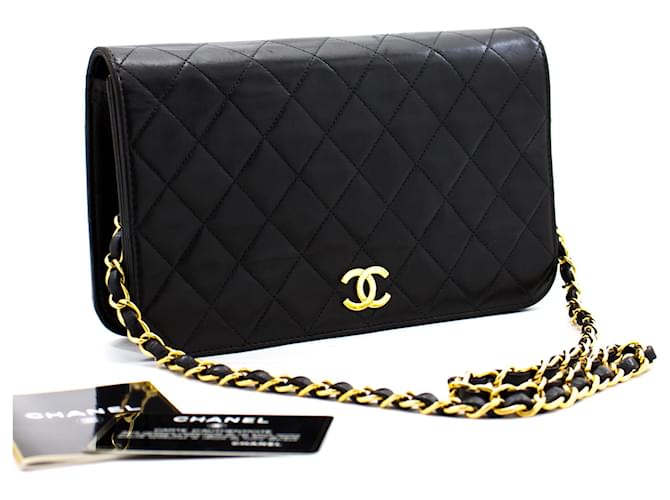 CHANEL Full Flap Chain Shoulder Bag Clutch Black Quilted Lambskin Leather  ref.341847
