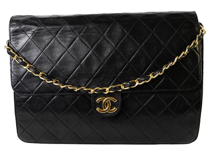 Chanel flap bag Black Leather  ref.341908
