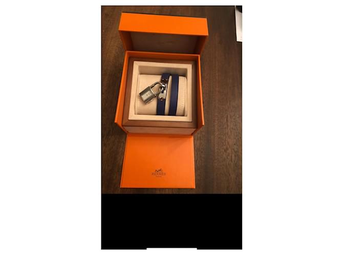 Hermès Kelly lined tour watch Azul Couro  ref.342536
