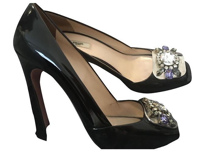 Prada Black Leather Heels 38