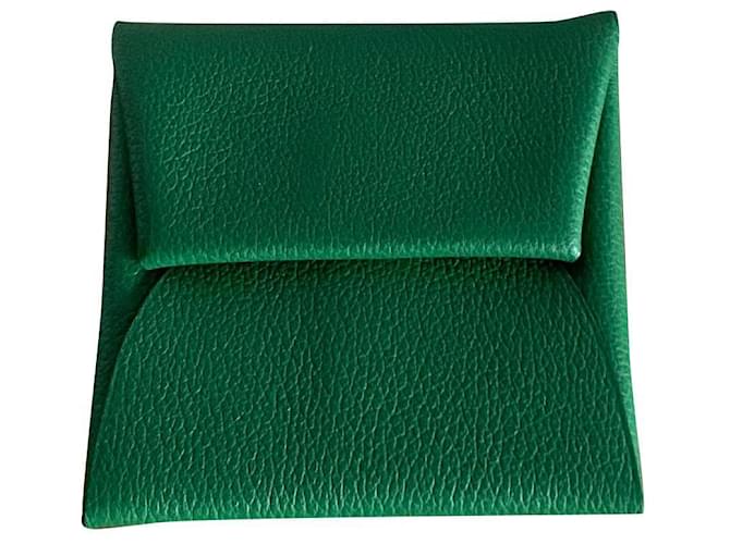Hermès Purses, wallets, cases Green Leather  ref.344379