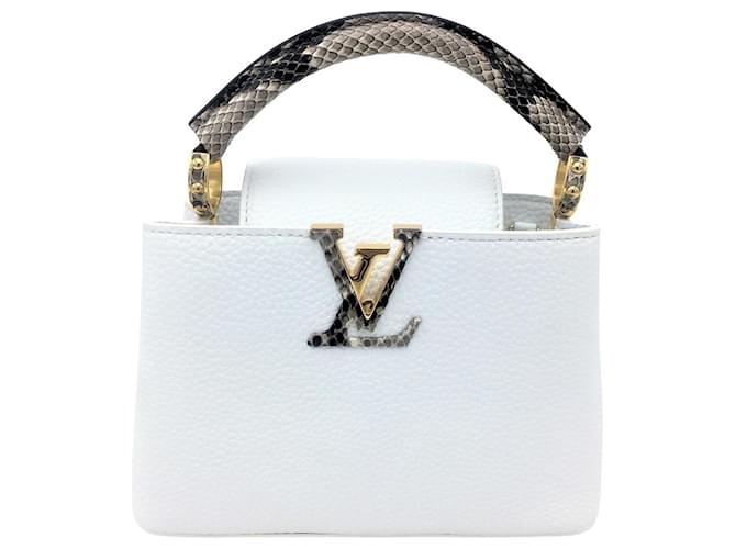 Louis Vuitton Capucines mini Cuir Blanc  ref.344380