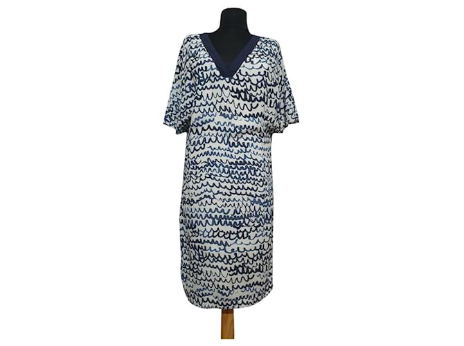 Autre Marque Dresses Blue Multiple colors Viscose  ref.348846