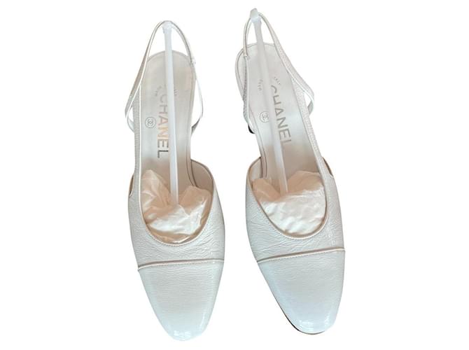 Chanel Slingback White Leather  ref.350116