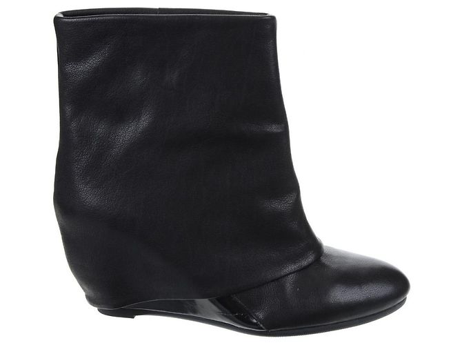 French Connection Lederstiefel schwarz
