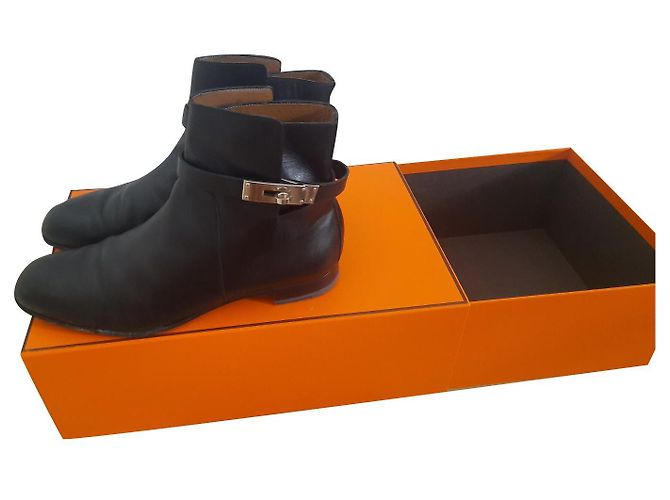 Hermès Kelly boots black leather