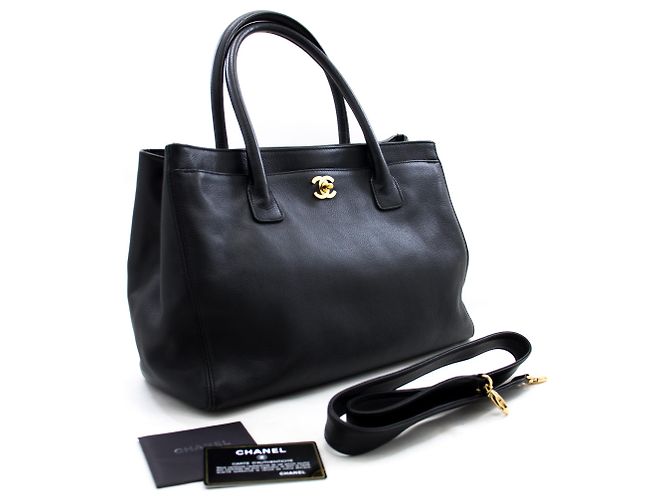 Borsa Executive CHANEL 2Borsa a tracolla Way Caviar nera Nero