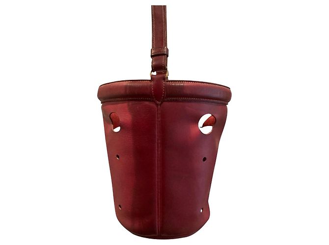 Borsa Hermès Mangeoire Rosso Scuro Pelle Bordò