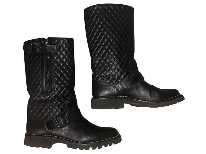 Chanel black leather boots size 37