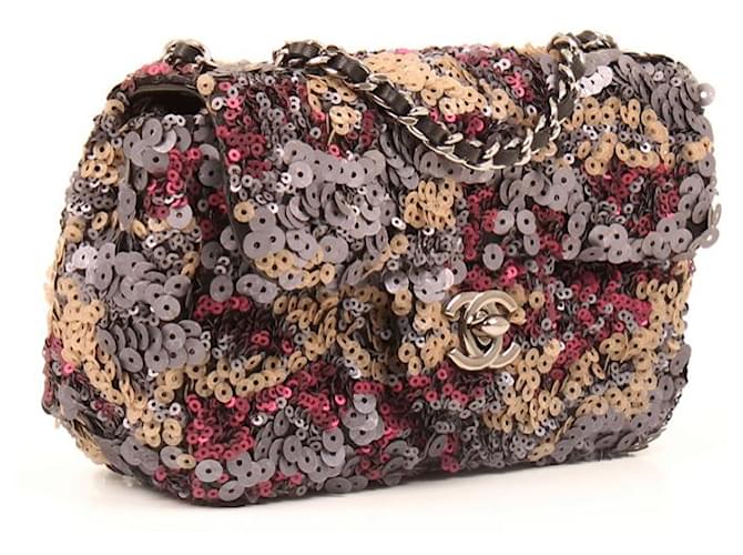 Klassische Chanel-Tasche aus der Timeless-Linie. Mehrfarben  ref.355445