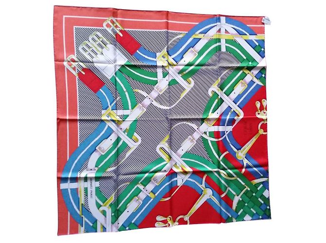 Hermès HERMES CARRE 90 "MARS A JOUETS CHEMISE" Multicolore