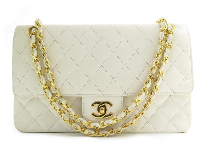 VINTAGE HANDBAG CHANEL CLASSIC TIMELESS WHITE QUILTED LEATHER HAND BAG  ref.357809