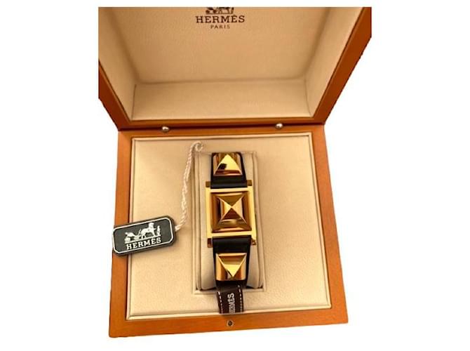 Hermès Medor GM Branco Banhado a ouro  ref.357948