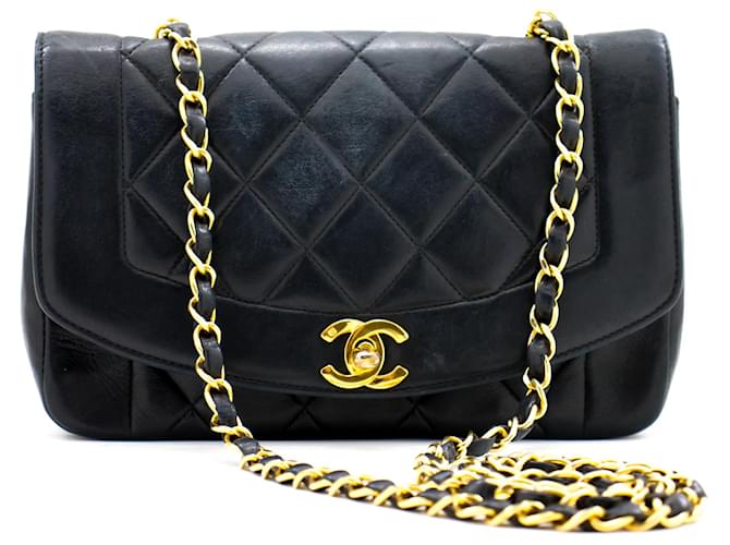 Wallet On Chain Chanel Diana Schwarz Leder  ref.358410