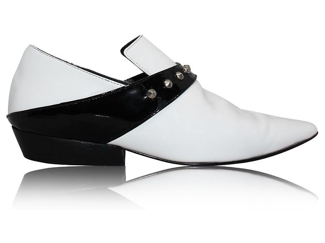 Dorateymur Scarpe a punta in vernice bianca e nera Roxy Bianco